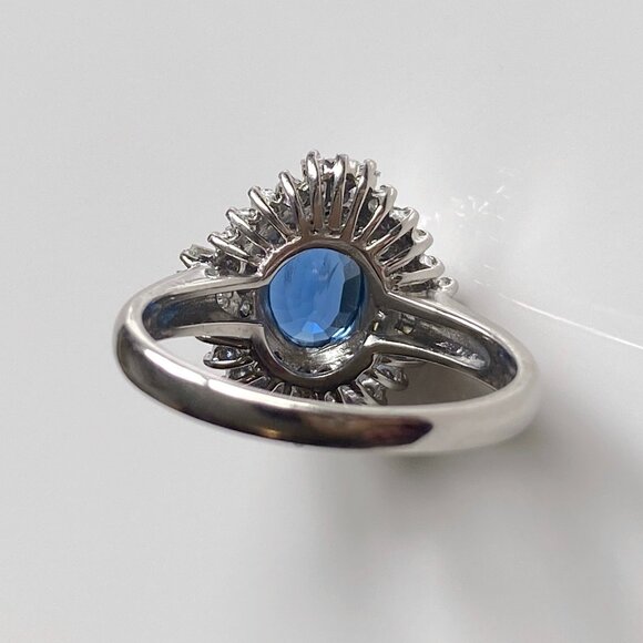 Platinum 2ct GIA Unheated Thai Sapphire and Diamond Ring - Picture 4 of 7